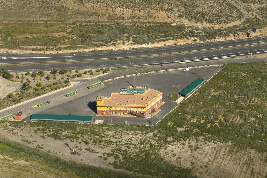 Venta De Tebar Águilas Exterior foto